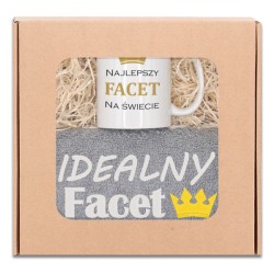 Prezent na WALENTYNKI, DZIEŃ CHŁOPAKA, RĘCZNIK, KUBEK, pudełko z okienkiem